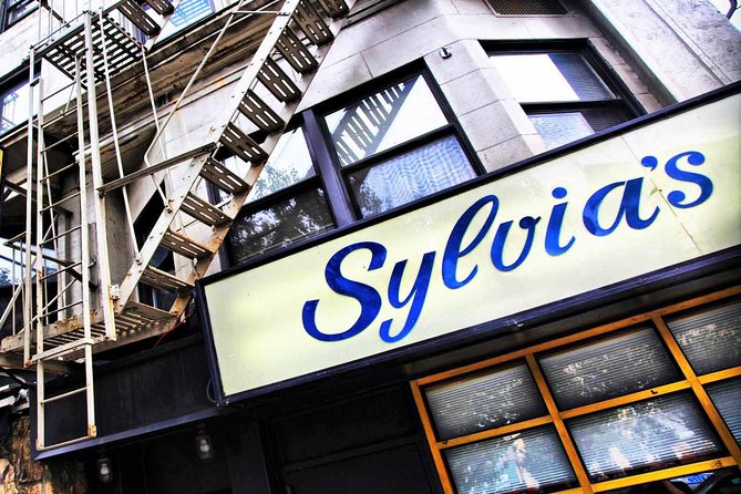 Private Harlem Tour in New York with Local Expert Guide - Sylvia’s Soul Food and the Reality of a Ten-Minute Stop