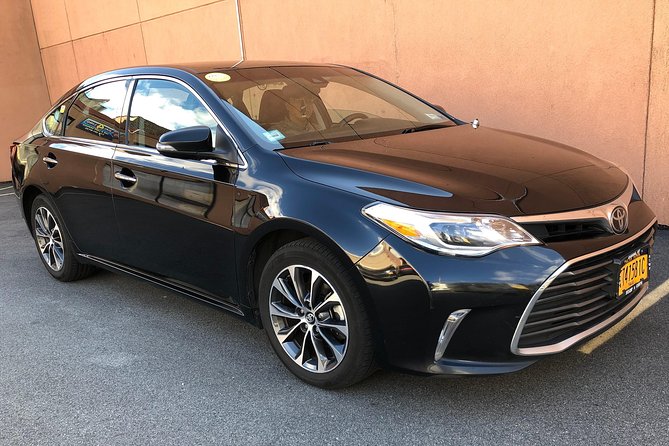 Private New York City Airport-to-Airport Transfer (JFK/LGA/EWR) - Choosing between JFK, LaGuardia, and Newark