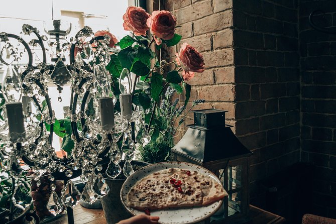 Private New York City Food Tour of East Village and Greenwich Village - Bleecker Street, shops, and old New York details