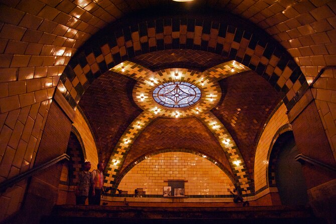 Private New York City Subway Tour with a Local - Union Square: begin with art, design, and subway basics