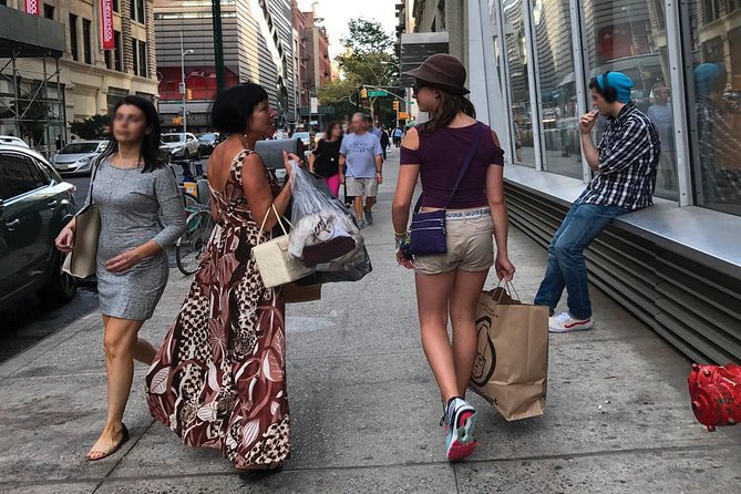 Private New York City Vintage + Secondhand Shopping Day - Key details before you book