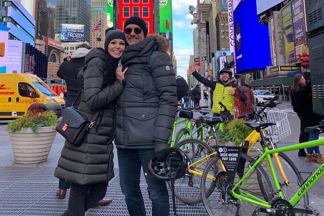 Private NYC Walking or Biking tour in German - Guides, communication, and the human side of the day