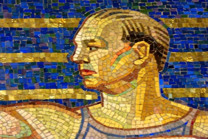 PRIVATE Rockefeller Center Artified Walking Tour - Timing, walking, and practical details