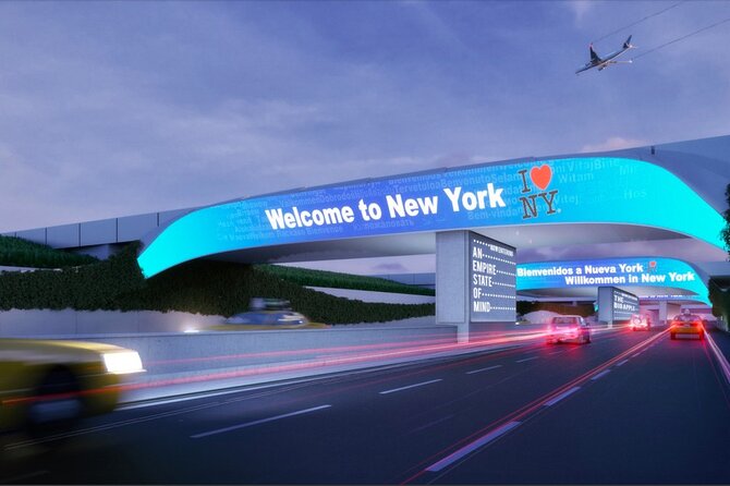 Private Roundtrip New York Airport Transfer to New York City - Choosing between a sedan, SUV, and Sprinter