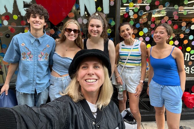 Private Secondhand Bargain Shopping & Styling Tour with a Personal Shopper - Four to six secondhand stores, with room for discovery