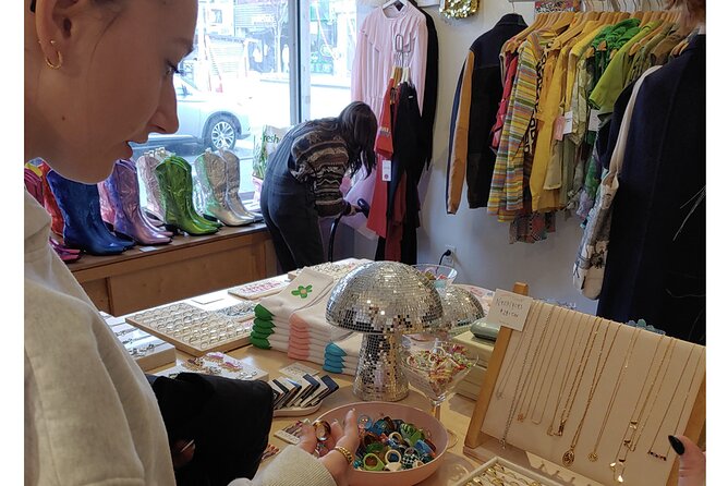 Private Teen + Young Adult Second-Hand Shopping in New York City - The Flatiron Building and other city details between stores