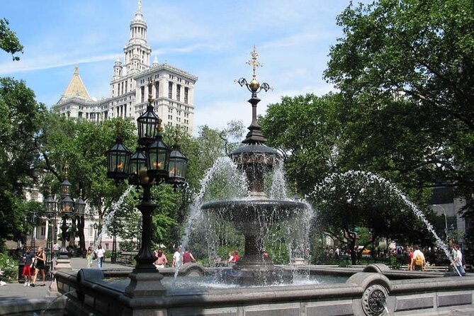 Private Tour of Historic Lower Manhattan and the Financial District NYC - An old tavern and the American Revolution