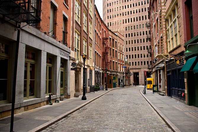 Private Tour of Historic Lower Manhattan and the Financial District NYC - Battery Park and the city’s outward reach