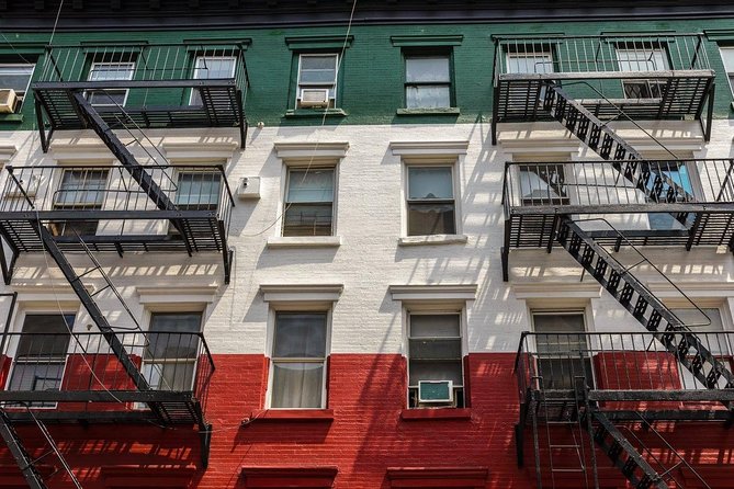 Private Tour of Soho, Chinatown, and Little Italy - Guide personality can shape the whole experience