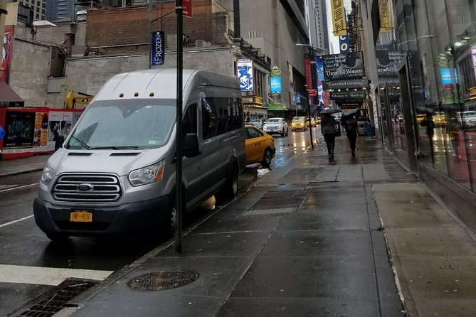 Private Transfer from JFK Airport to NYC Hotels every hour. - Key points to know before booking