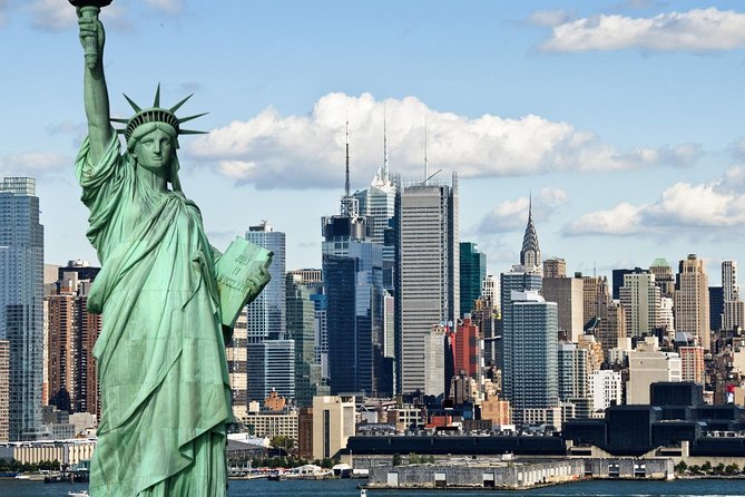 Private Transfer: Newark Airport EWR to New York by Luxury SUV - What the 40-minute ride really means