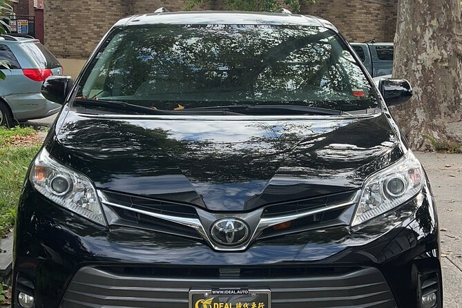 Private Transfer: NYC Airports to Manhattan –105 Min Free Wait - From JFK, LaGuardia, or Newark to your Manhattan hotel