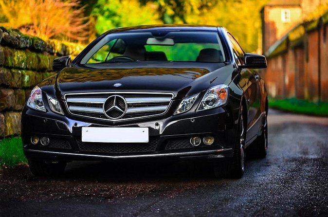 Private Transfer to New York Airport (JFK)(LGA) - Who will get the most from this transfer