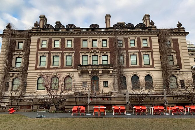 Private Walking Tour: 5th Avenue and the Gilded Age Mansions - Klimt, Austrian art, and stories of survival