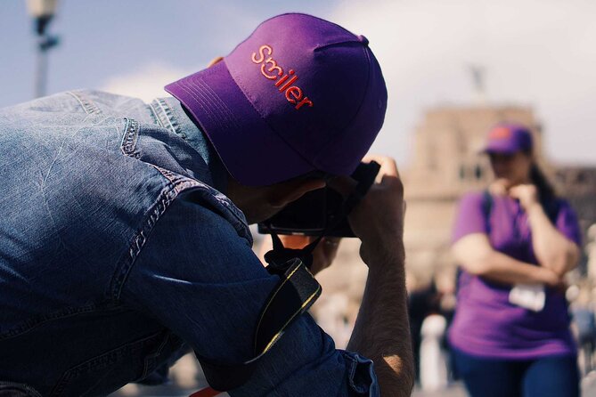 Professional Photoshoot at Brooklyn Bridge in New York - Stop 2: Brooklyn Bridge as the main backdrop