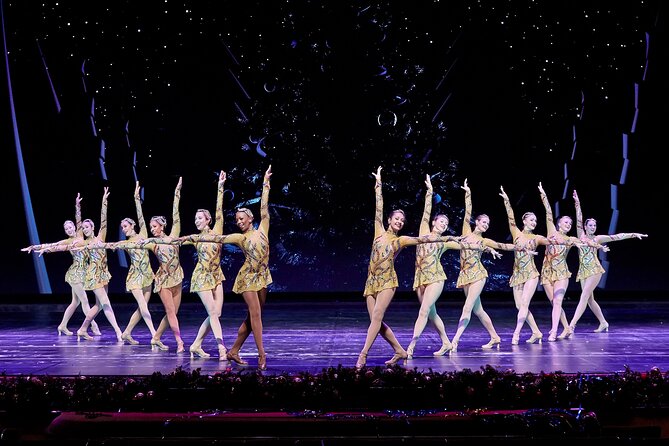 Radio City Christmas Spectacular Starring the Rockettes Ticket - Santa, Toy Soldiers, and the North Pole workshop