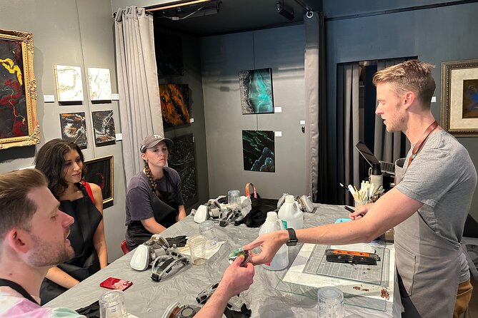 Resin Artwork in a Nolita Artist's Studio - Key points to know before booking