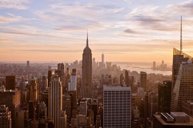 Rockefeller Center Walking Tour With Optional Top of the Rock - Television landmarks and FAO Schwarz
