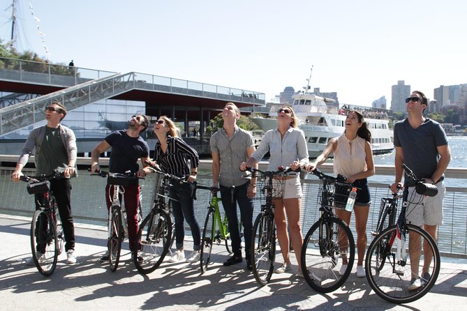 Scenic Manhattan Highlights Bike Tour (English or German) - Key points at a glance
