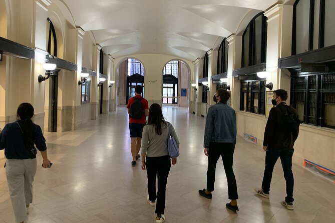 Secrets of Grand Central Terminal and/or Penn Station - Private - What the strongest praise tells you
