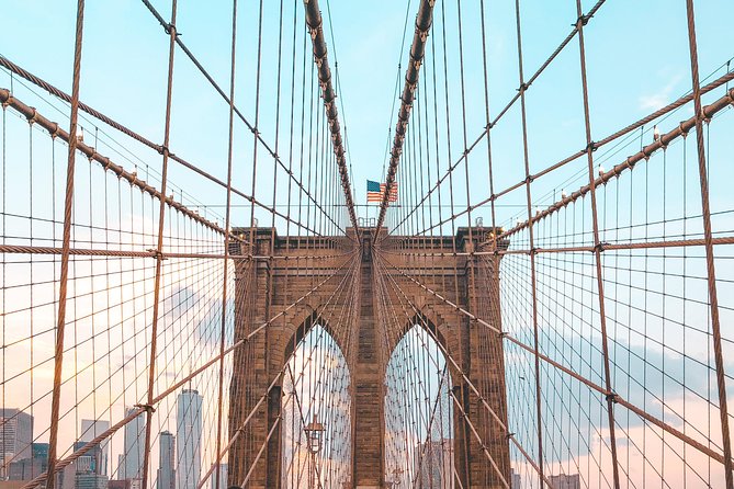 Secrets of the Brooklyn Bridge Walking Tour - Walking the full Brooklyn Bridge