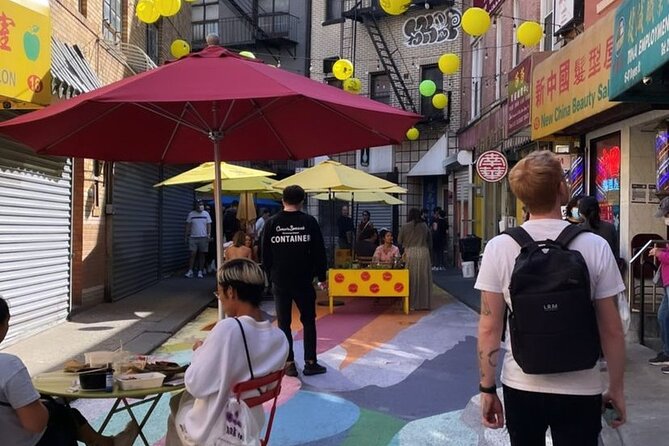 Snack Attack NYC: Text Message-Guided Private Food Walking Tour - What kind of New York food tour is this?
