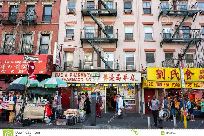 Soho, Little Italy, Chinatown Private Tour - Entering Chinatown and stopping for a snack