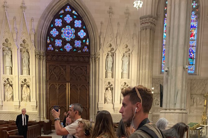 St Patrick's Cathedral Official Holiday Tour - A Christmas visit on Fifth Avenue
