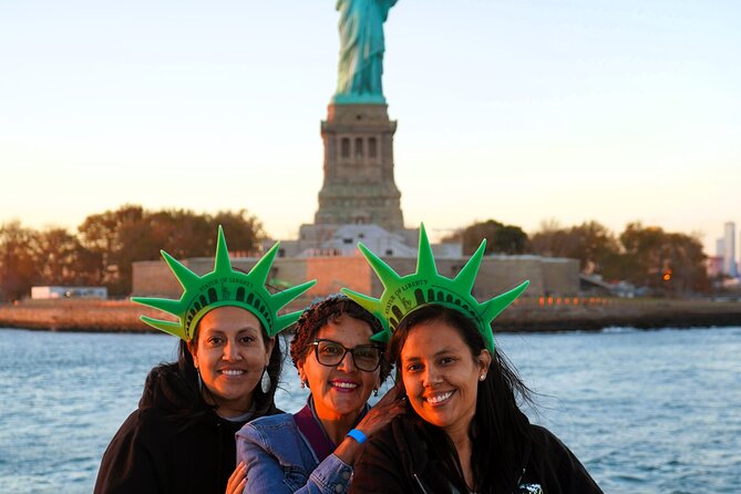 Starship Sunset Cruise NYC - City Lights & Skyline Views - The Empire State Building and Midtown lights