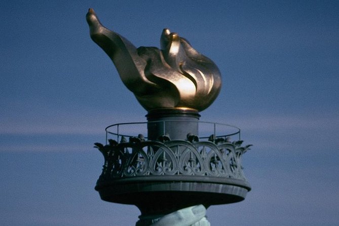 Statue of Liberty and Ellis Island Tour in Spanish - Ellis Island and the immigrant arrival story