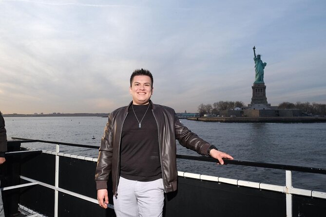 Statue of Liberty Ferry Boat Pass - Leaving the dock on the Nautical Empress