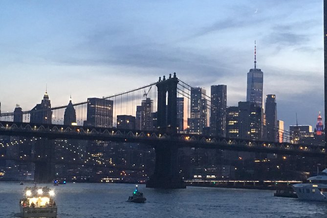 Statue of Liberty Sunset Cruise and New York City Sky Line - What this one-hour harbor ride actually gives you