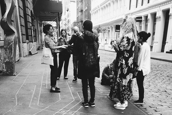Street art tour at Soho - Timing, walking, and weather