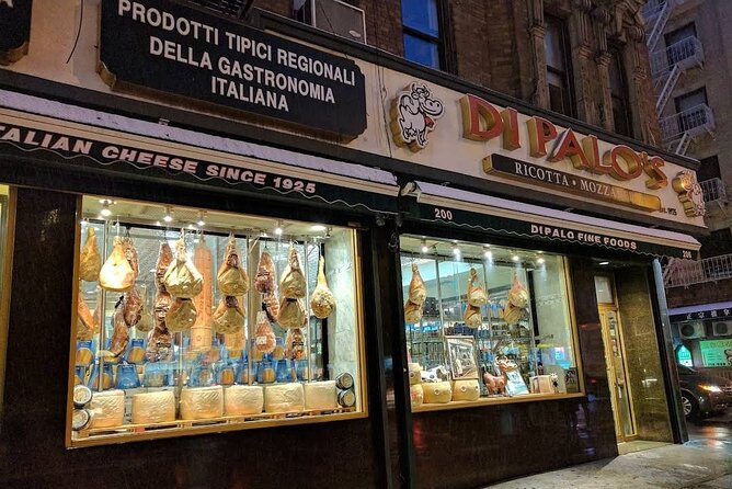 Taste of Chinatown, Little Italy New York Culture and Food Tour - Bubble tea and pandan cake in Chinatown