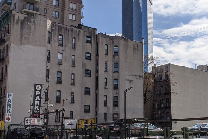 Tenement History and Immigrant Life in the Lower East Side - Tenement streets and the laws that changed them