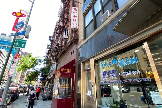 The Bowery Official Historic District Tour - Cooper Square and the final ten minutes