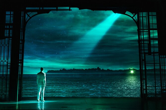 The Great Gatsby on Broadway Ticket - Getting into the theater without last-minute stress