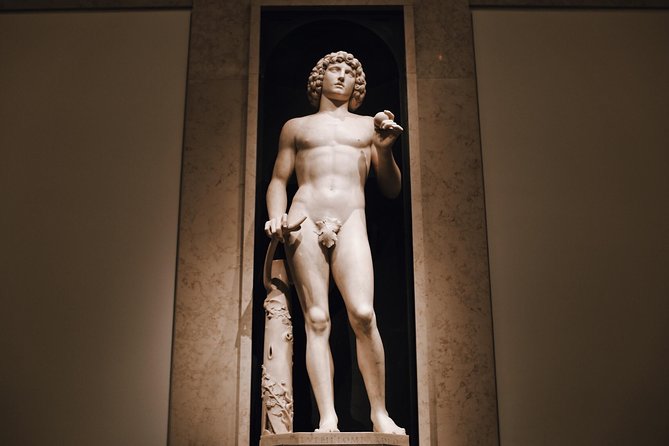 "The Met" Metropolitan Museum of Art Tour Semi-Private 8ppl Max - American art and the Chicago Stock Exchange staircase