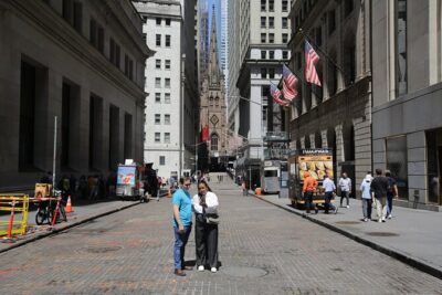 The Spies of Wall Street