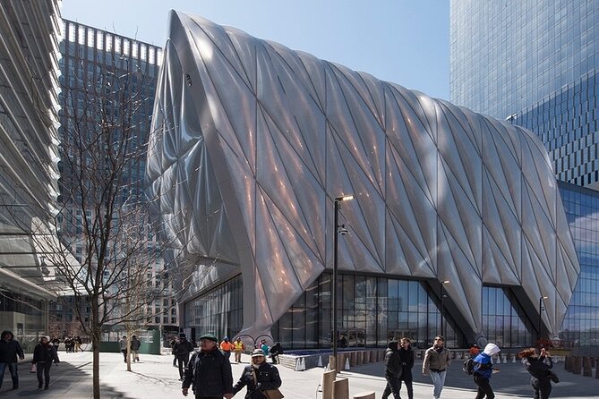 The Story of the High Line Elevated Park and Hudson Yards - What the virtual format does well