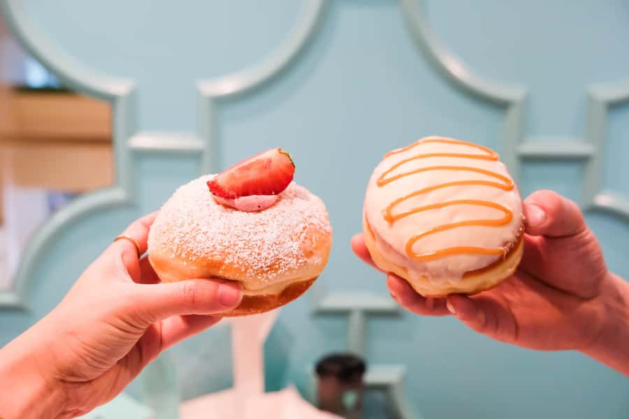 Times Square Donut Adventure by Underground Donut Tour - What happens at the donut shops
