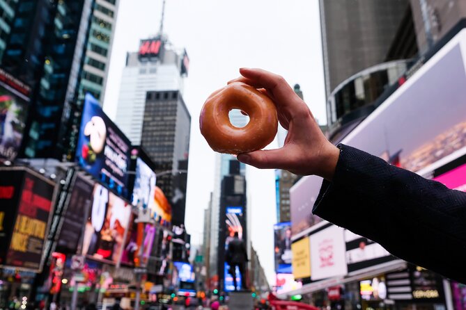 Times Square & Rockefeller Center Delicious Donut Adventure - Key points to know before you book