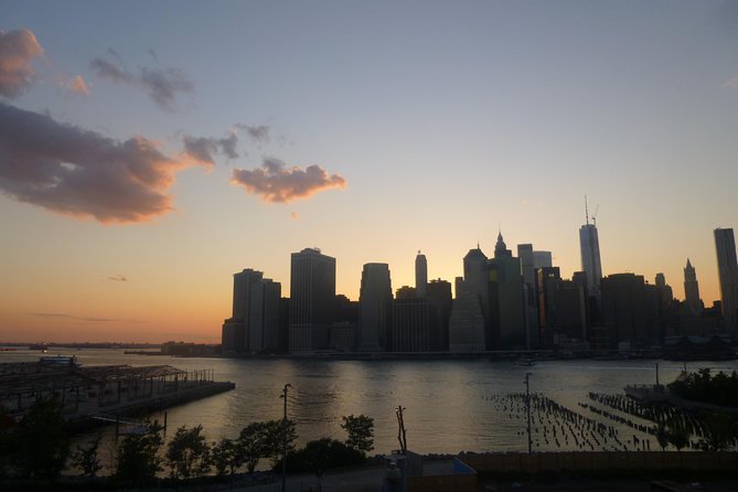 Tour by Night in Italian - Brooklyn Bridge Park and the first skyline view