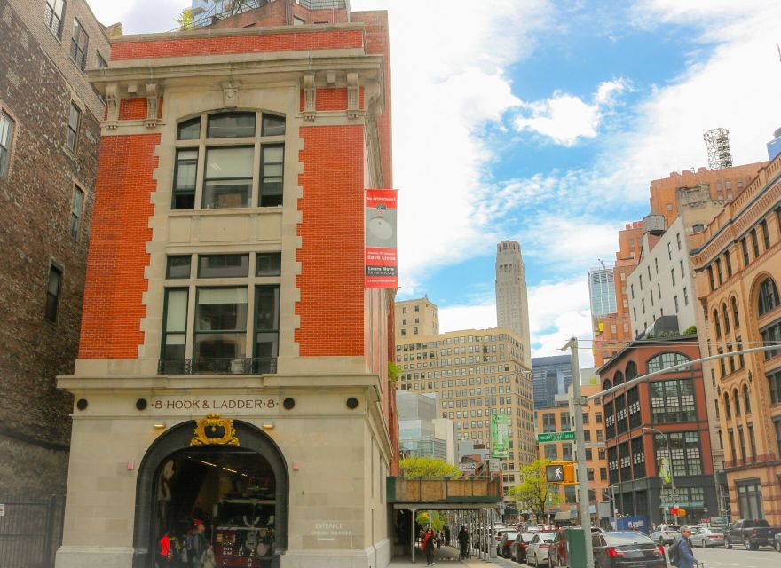 TriBeCa Architecture & History Walking Tour - Warehouses that became luxury homes