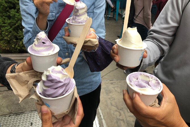 Vegan Food tour in New York City´s East Village - Walking Into the East Village