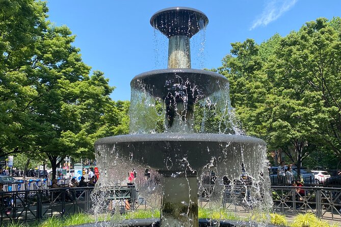 Village Nights: Greenwich Village Food & History Walk - Why this Village walk feels different