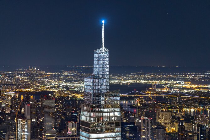 VIP SUMMIT One Vanderbilt and Grand Central Guided Tour - Walking, weather, and who should choose it