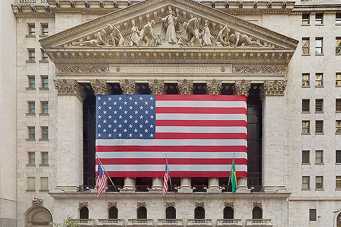 Wall Street and Financial District Walking Tour - Rockefeller, Buffett, and the people behind the headlines