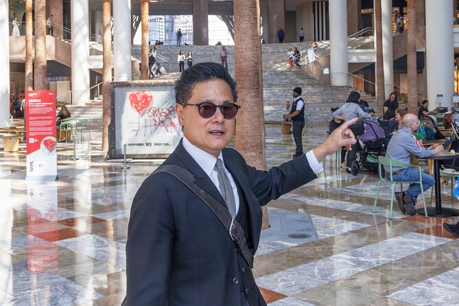 Wall Street and Financial District Walking Tour - What the guide style is really like