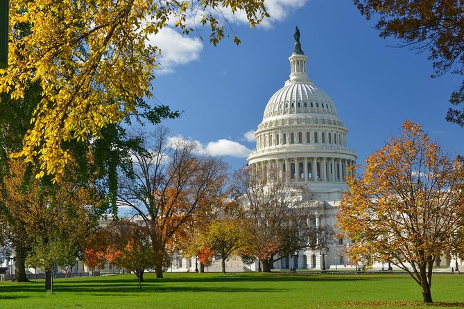Washington D.C.& Philadelphia 2-Day Tour from New York City - Guides, languages, and group size